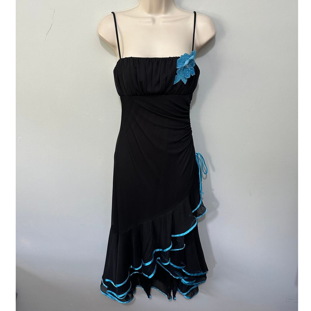 Vintage City Triangles Dress Medium Black Ruffle Flouncy Y2K Indie Sleaze Hoco